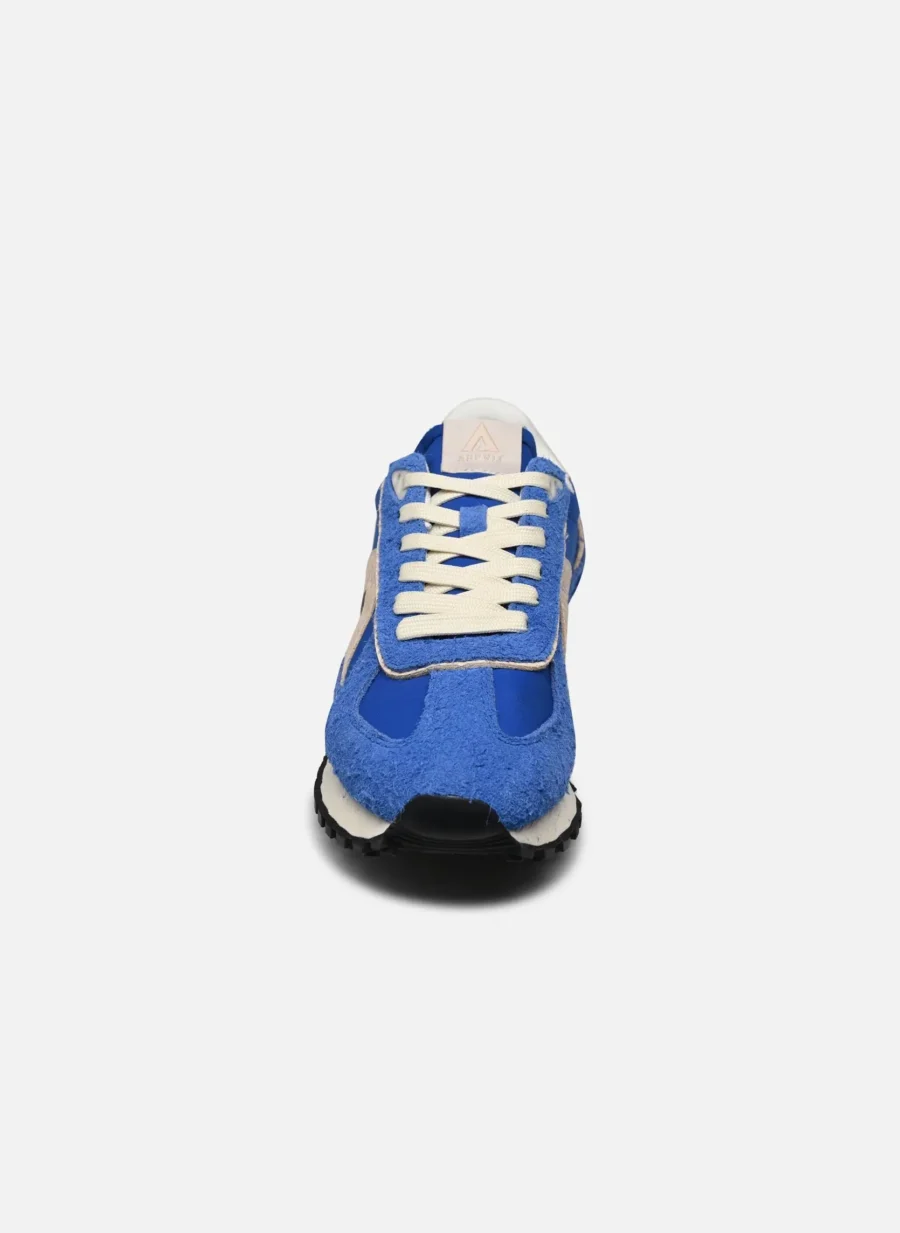 GATE BLUE – Image 4